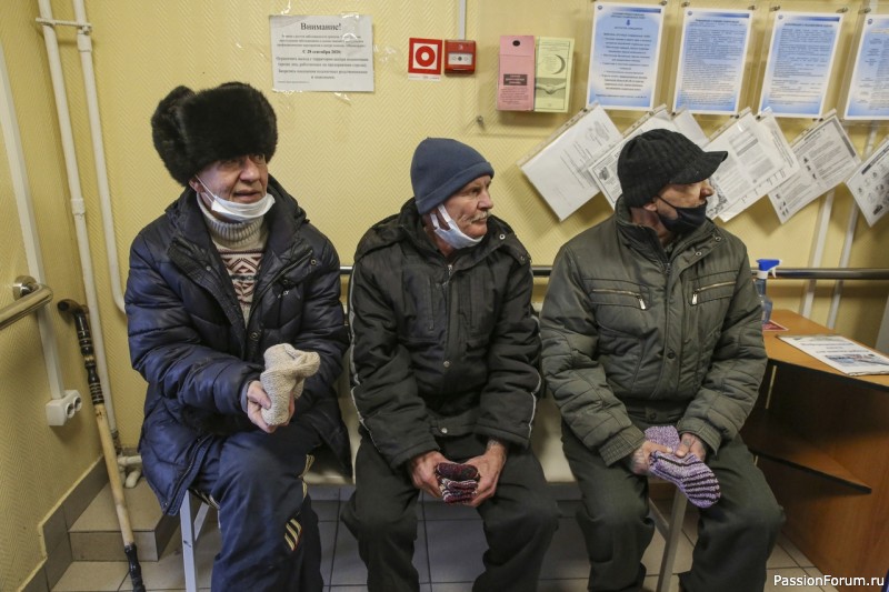 Теплые вещи на Рождество для детишек в приюте!