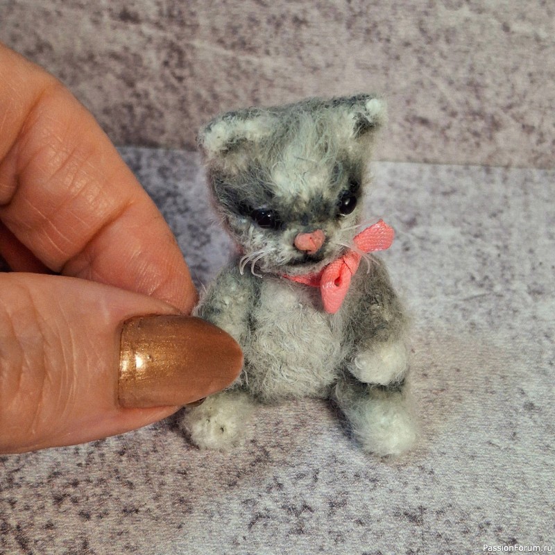 Кошечка Мила крючком