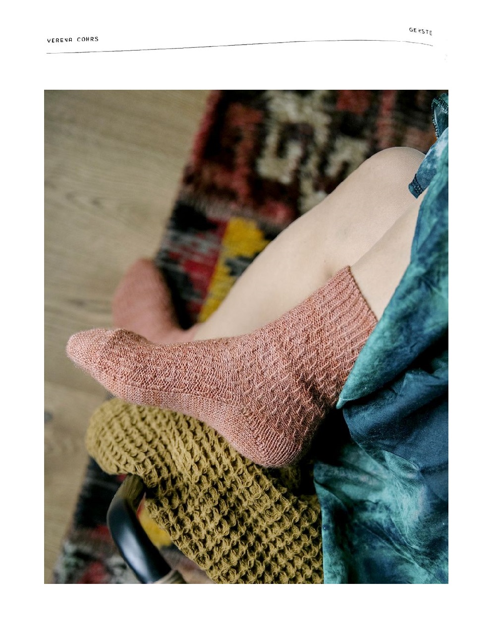 Коллекция моделей носков в книге &laquo;52 Weeks of Socks&raquo;