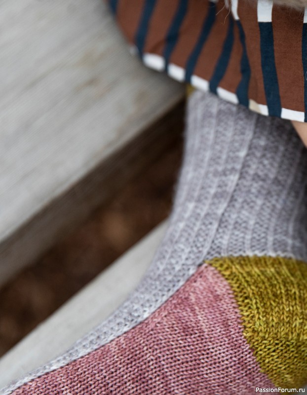 Вязаные проекты в книге «52 Weeks of Socks Vol. II». Продолжение