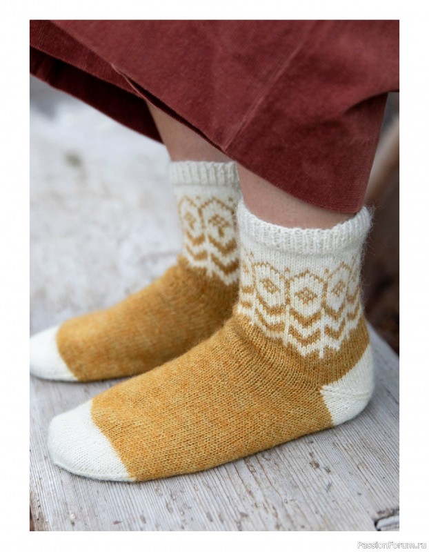 Вязаные проекты в книге «52 Weeks of Socks Vol. II». Продолжение