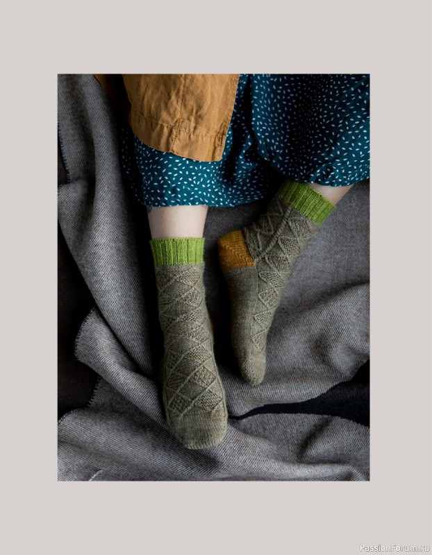 Вязаные проекты в книге «52 Weeks of Socks Vol. II». Продолжение