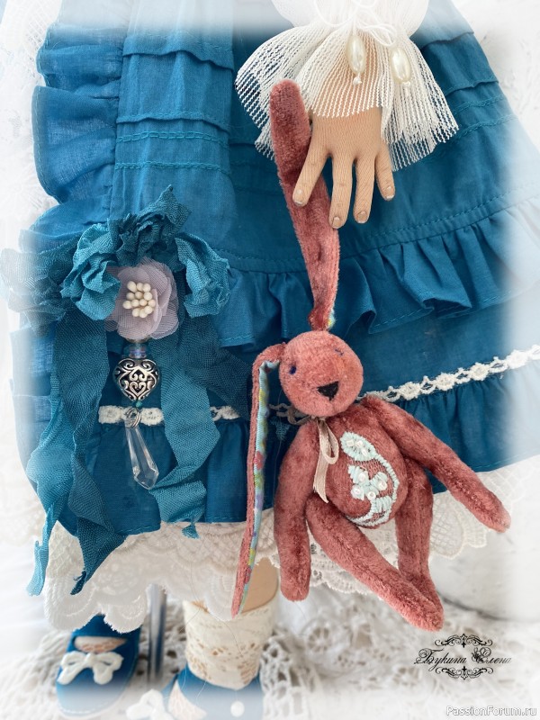 Миленочка коллекционная текстильная кукла.
