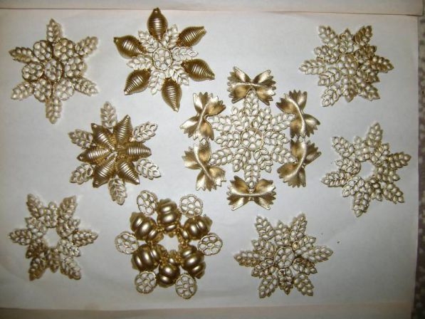 diy pasta snowflakes tree ornaments gold crafts kids