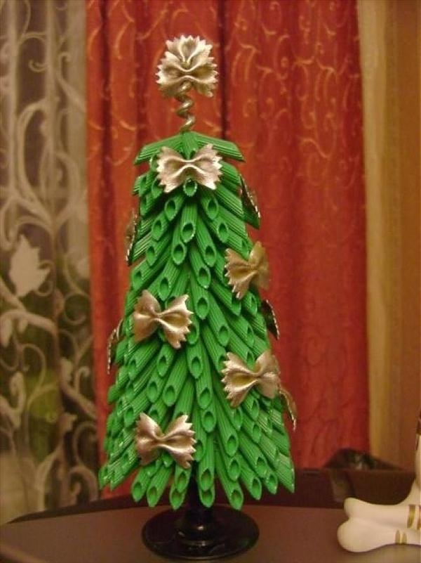 diy tabletop christmas tree green pasta golden ribbons