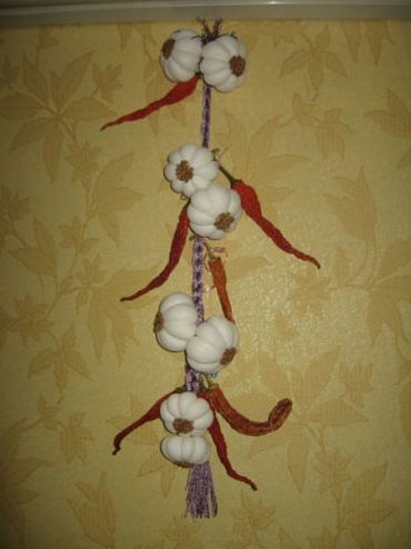 Оберег для дома - связка чеснока