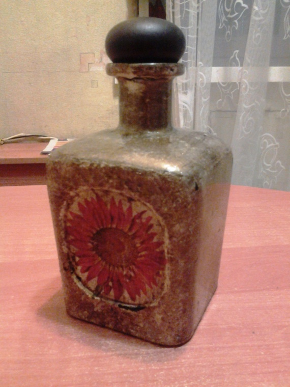 Штоф с цветком подсолнуха.