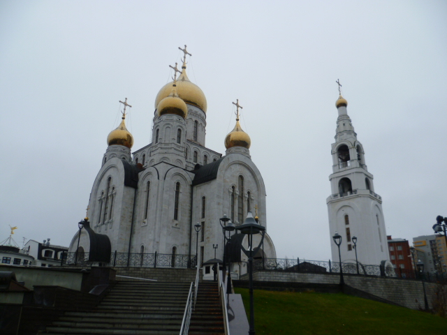 Посещение храмового комплекса беломраморного храма Воскресения Христова