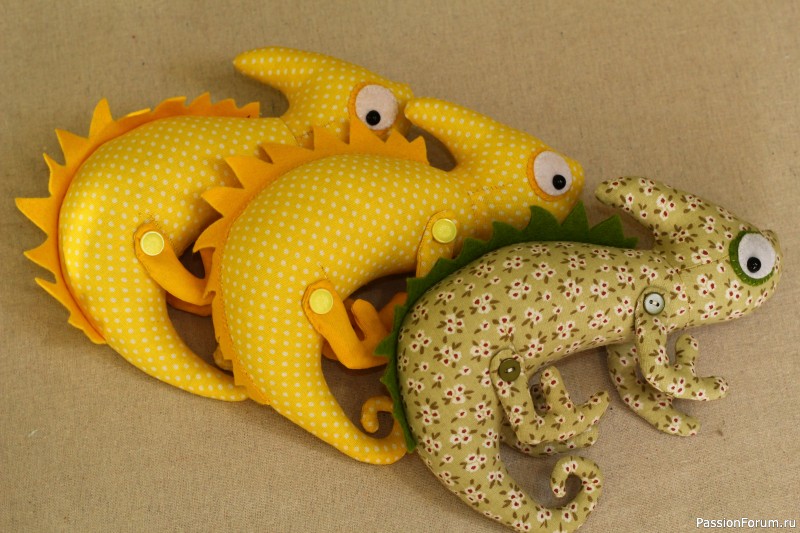 Текстильные Хамелеончики (плюс выкройка)
