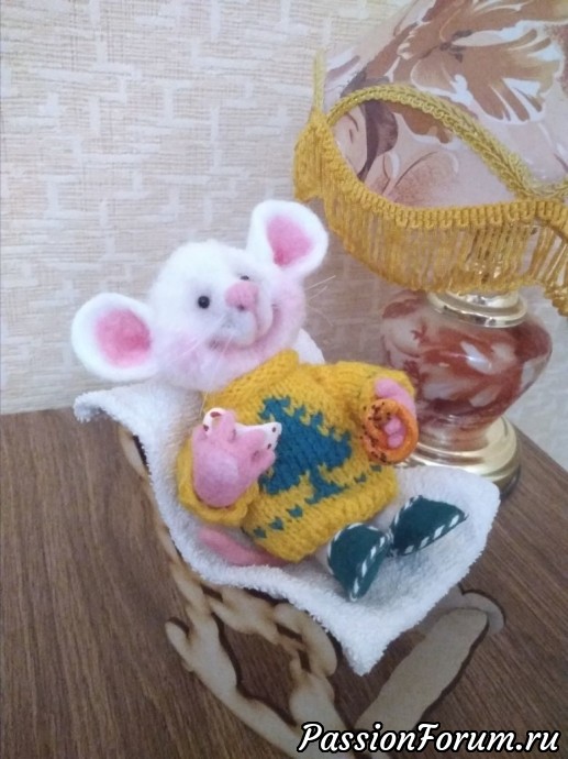 Кукла-игрушка валяный Мышакин