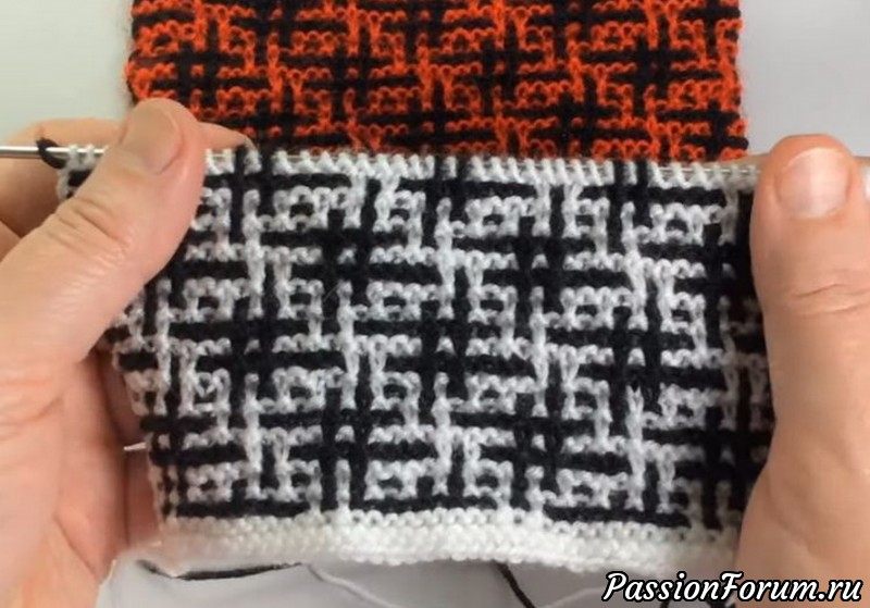 Двухцветный узор спицами “Хештег”. Видео МК