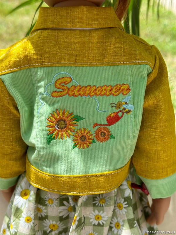 Одежда для кукол с вышивкой