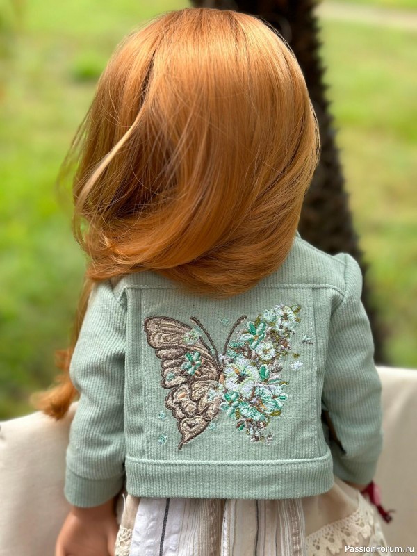 Одежда для кукол с вышивкой