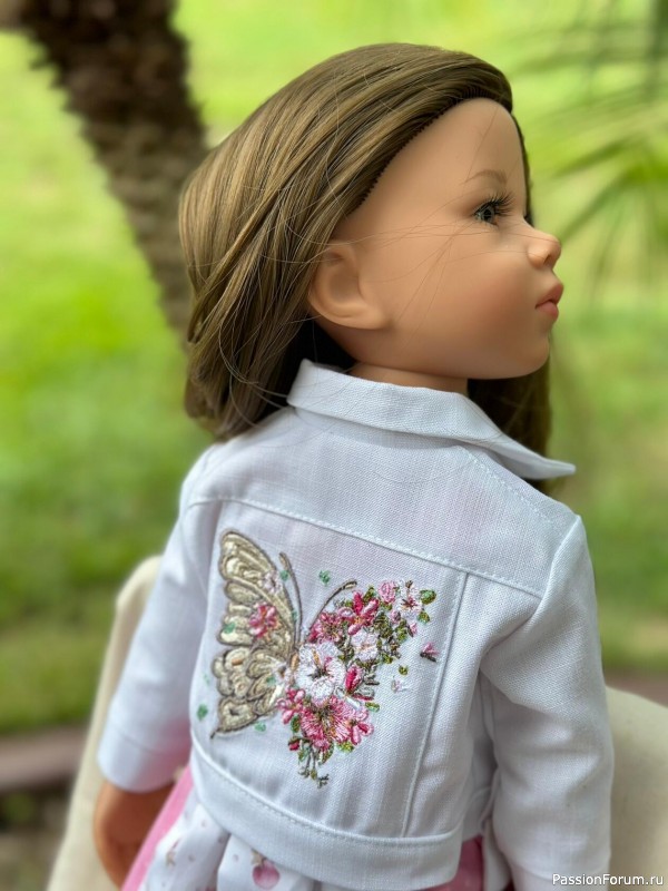 Одежда для кукол с вышивкой