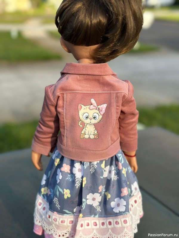 Одежда для кукол с вышивкой