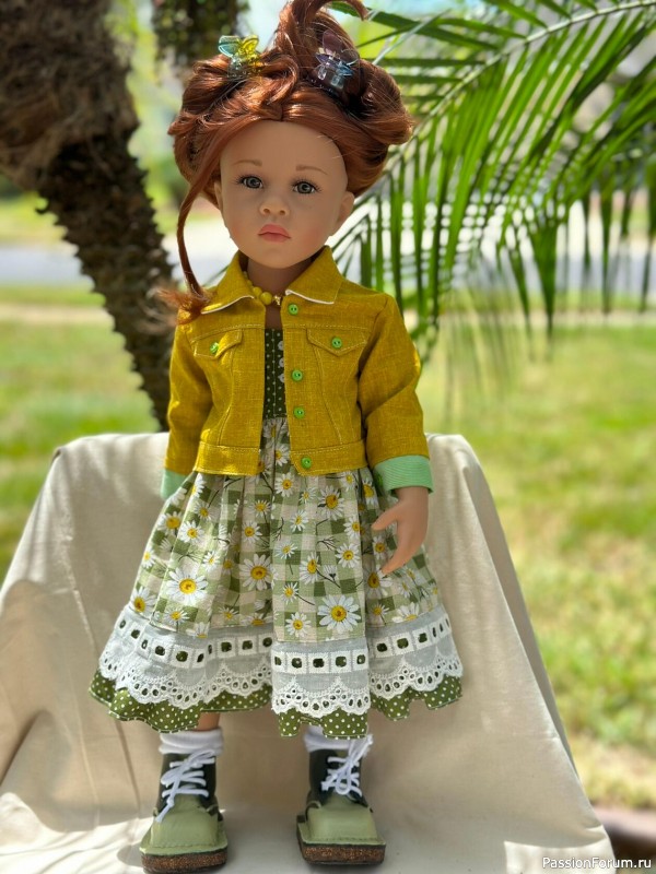 Одежда для кукол с вышивкой