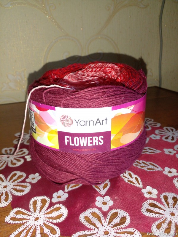 Футболка из пряжи "Flowers YarnArt"