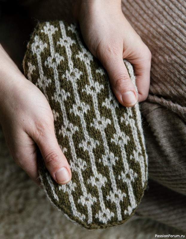 Вязаные проекты в книге «52 Weeks of Socks Vol. II»