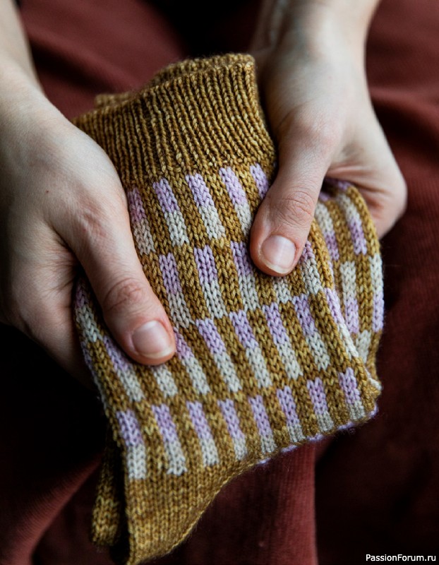 Вязаные проекты в книге «52 Weeks of Socks Vol. II»
