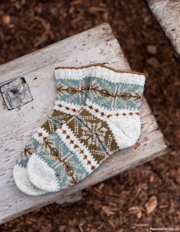 Вязаные проекты в книге «52 Weeks of Socks Vol. II»