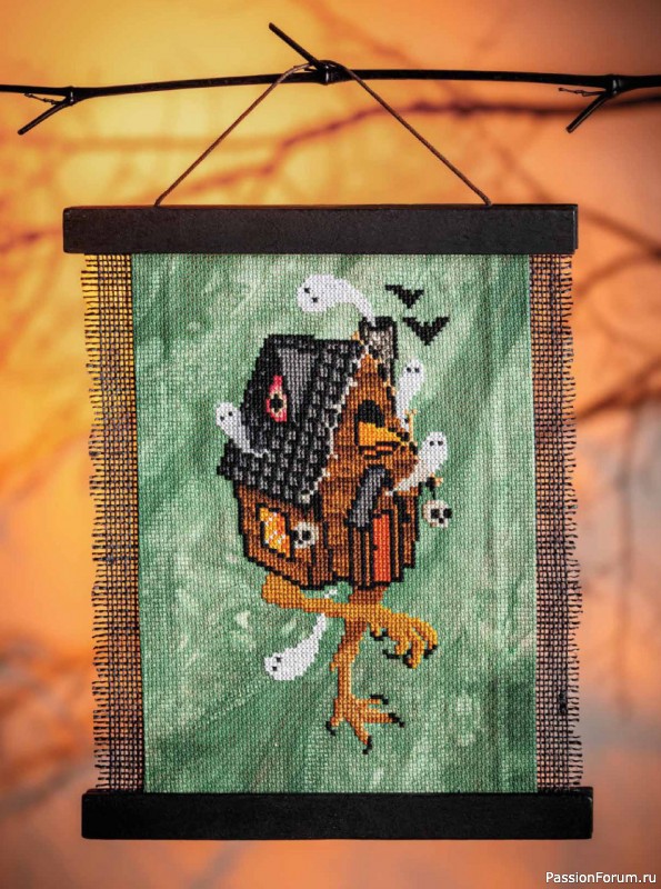 Коллекция вышивки в журнале «Just CrossStitch - Halloween 2024»