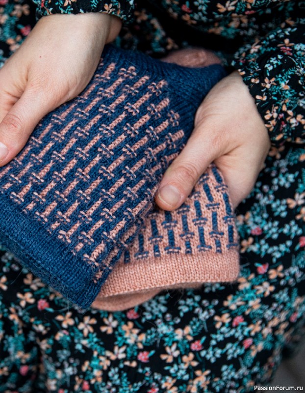 Вязаные проекты в книге «52 Weeks of Socks Vol. II»