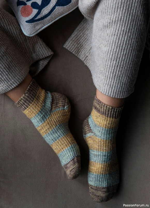 Вязаные проекты в книге «52 Weeks of Scrap Yarn». Продолжение