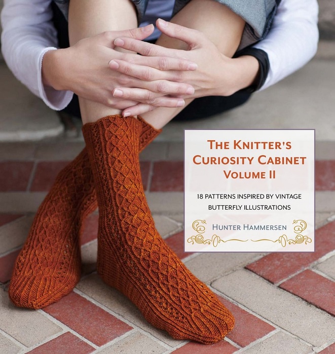 Коллекция проектов спицами в книге «The Knitter's Curiosity Cabinet Volume II»