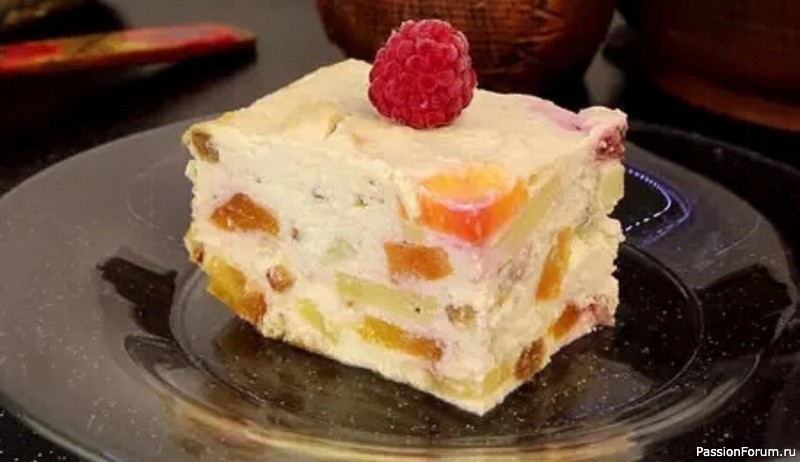 Творожная запеканка с фруктами (без сахара)