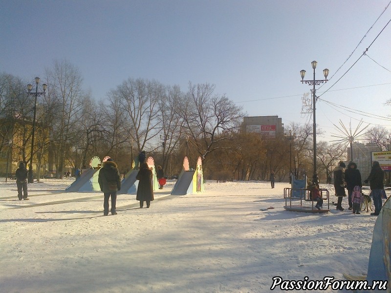 Я всё поздравления с Новым годом и Рождеством принимаю :)