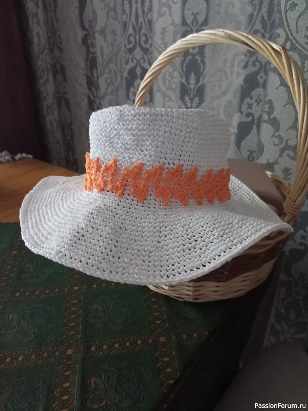 Шляпка летняя