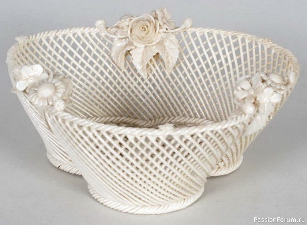 ​Фарфоровые корзины и цветы Belleek